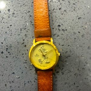 Classic Vintage Disney Mickey Mouse Watch